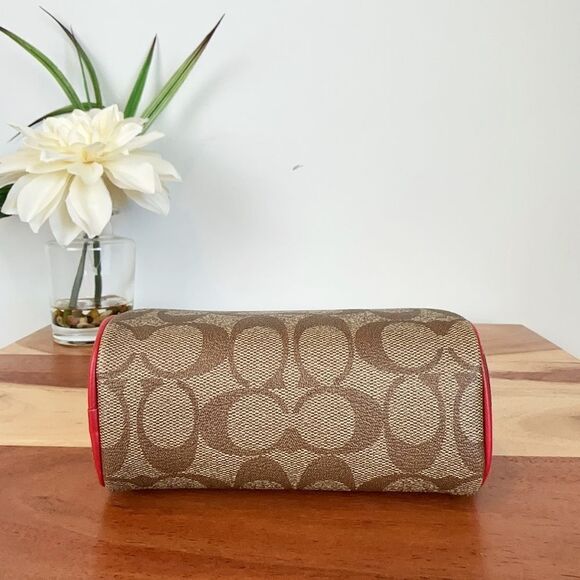 NWT Coach Dome Cosmetic Case In Signature Canvas‎ With Wild Strawberry - Picture 5 of 7